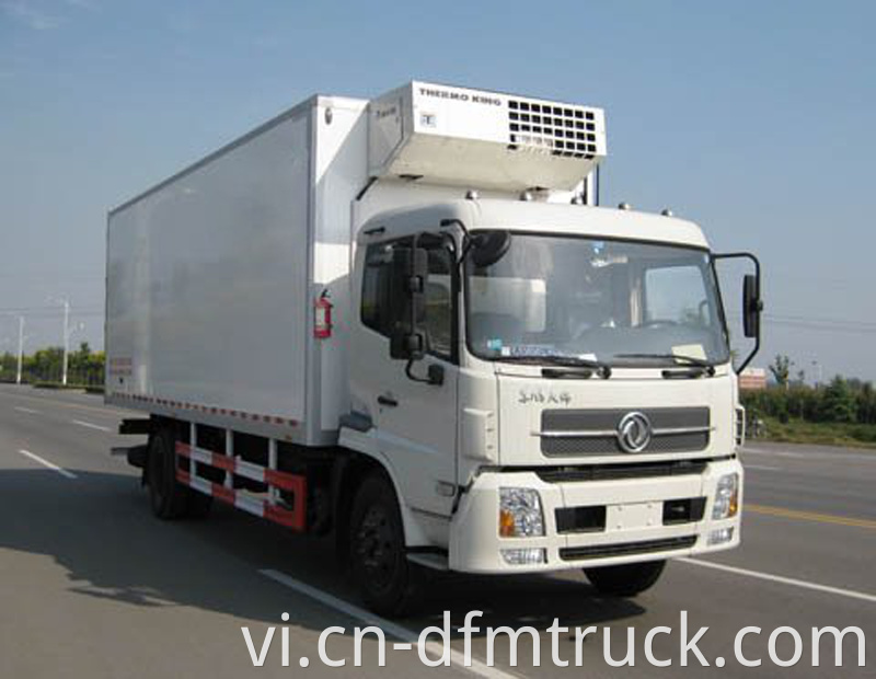 Dongfeng refrigerator truck (1)